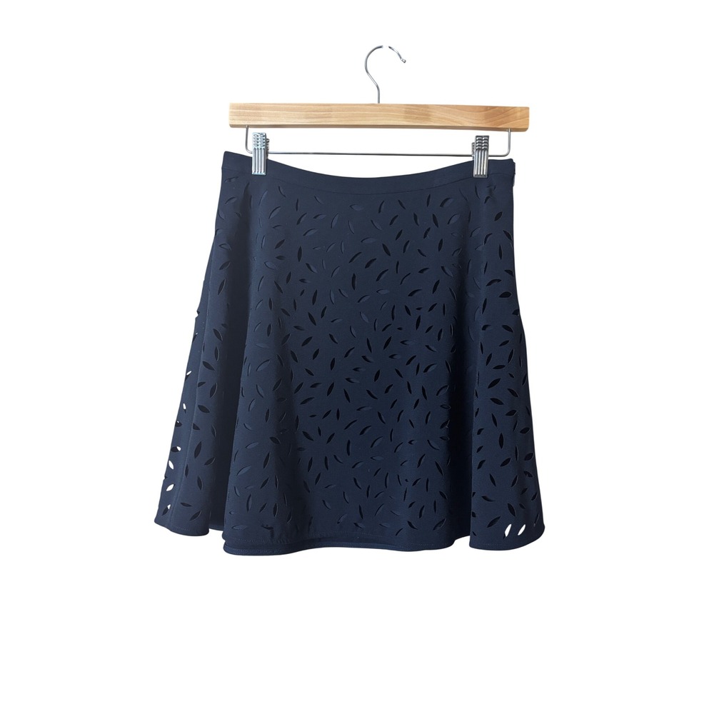 Banana Republic Womens Mini Skirt 2 Black Laser Cut Eyelet Fit Flare Preppy